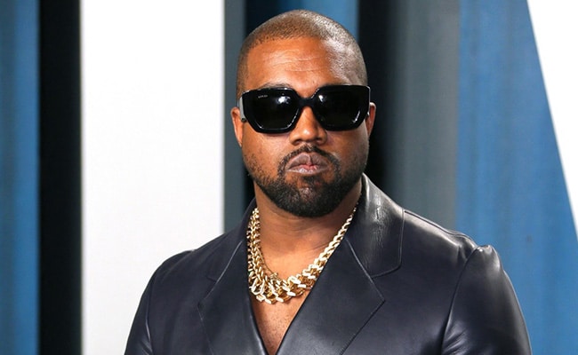 You are currently viewing Rapper Kanye West Apologises In Hebrew For Anti-Jewish Remarks