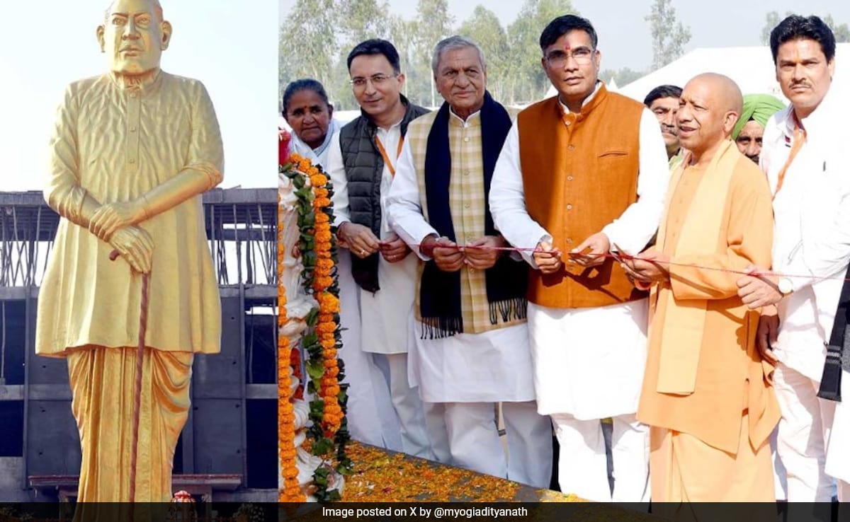 You are currently viewing Eye On Jat Votes, Yogi Adityanath Unveils Chaudhary Charan Singh's Statue
