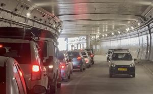 Read more about the article Video: Massive Jam At Himachal's Atal Tunnel, 28,210 Cars Cross In A Day