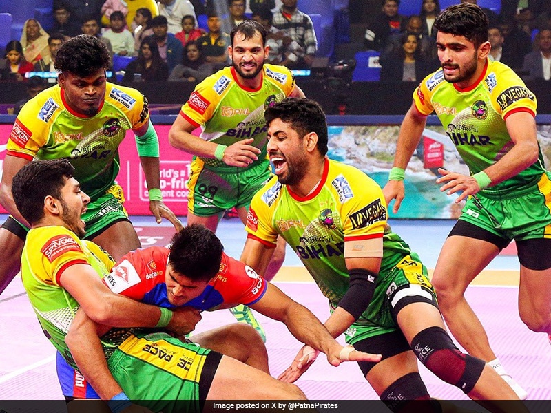 You are currently viewing Pro Kabaddi League: Patna Pirates Outgun Haryana Steelers