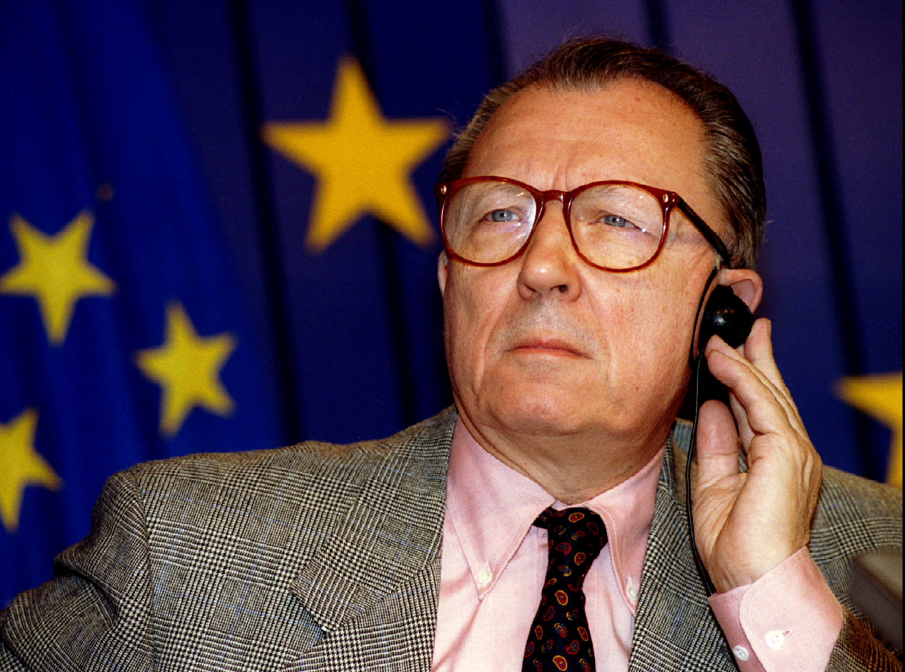 You are currently viewing Former Head Of EU Commission Jacques Delors Dies. He Was 98