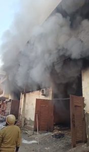 Read more about the article Fire In Godown In Delhi's Karawal Nagar, 12 Tenders At Spot