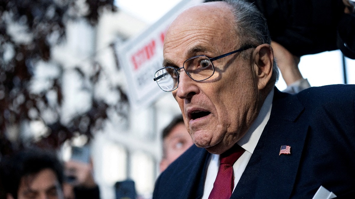 You are currently viewing Donald Trump ally Rudy Giuliani files for bankruptcy after being ordered to pay $148 million in defamation case