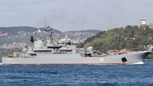Read more about the article Crimea: Russia says naval ship damaged in air strike by Ukrainian forces in Feodosia port