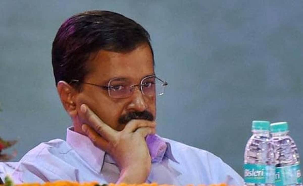 You are currently viewing AAP Claims Arvind Kejriwal To Be Arrested, Roads To His Residence Blocked