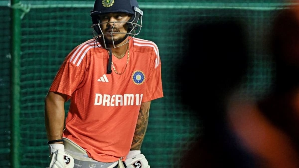 You are currently viewing Kishan To Not Make Direct Return To Test Cricket. Dravid Says "Play…"