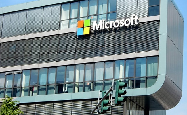 Read more about the article US Regulator To Probe Microsoft, Google, Amazon’s AI Investments