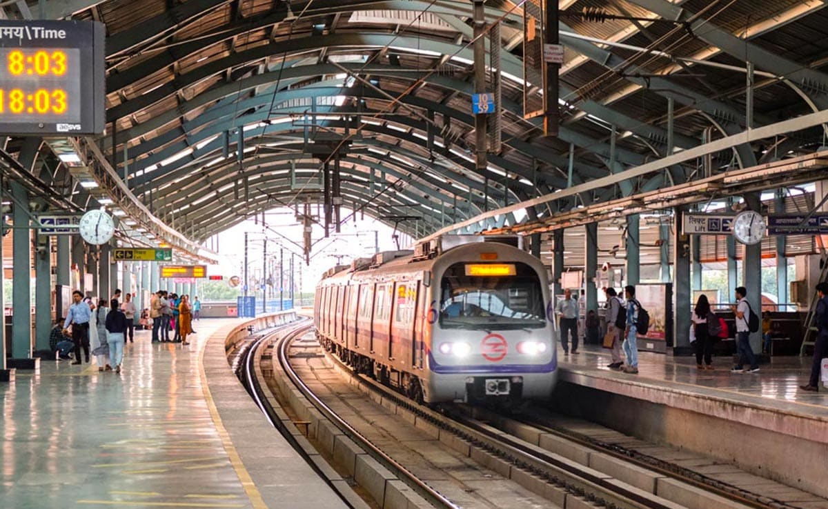 Read more about the article Republic Day: Delhi Metro To Tighten Security At All Stations From Today
