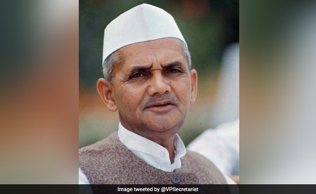 You are currently viewing Lal Bahadur Shastri Death Anniversary 2024: Remembering India's Second PM