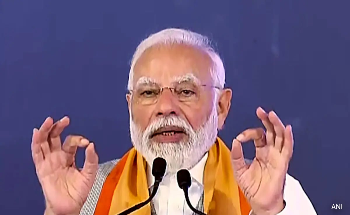 You are currently viewing PM Talks Of "Modi's Guarantee", Slams Congress, Left For Women's Bill Delay