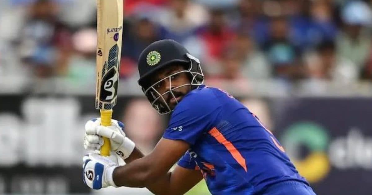 You are currently viewing 34 गेंदों में संजू सैमसन की टीम का सरेंडर, मुंबई के इस गेंदबाज ने मचाया कोहराम