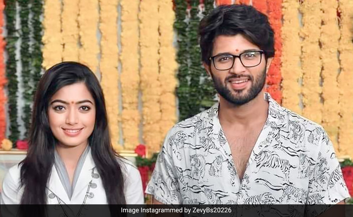 You are currently viewing Rashmika Mandanna And Vijay Deverakonda's Engagement Rumours Are "Fake": Report