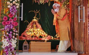 Read more about the article "Ram Ayenge": PM Narendra Modi Shares Swasti Mehul's Bhajan