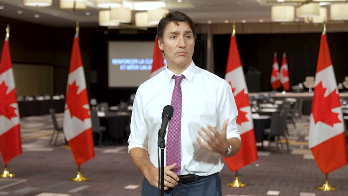 You are currently viewing Justin Trudeau says Canada is best country in the world amid all-time low approval ratings