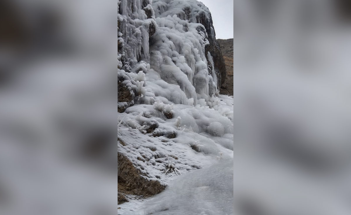 You are currently viewing Himachal Villagers Make Glacier Using YouTube To Solve Water Crisis