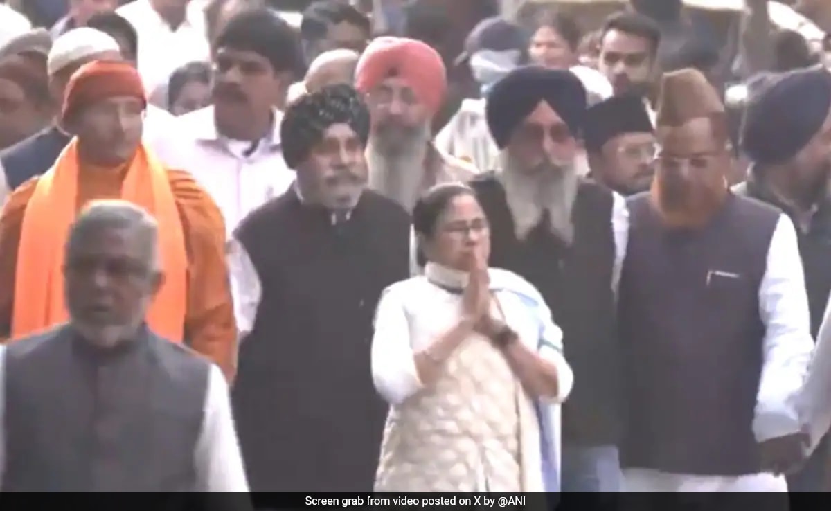 You are currently viewing Away From Ayodhya, Mamata Banerjee's All-Faith Harmony Rally In Kolkata