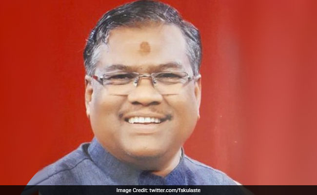 Read more about the article Union Minister Accuses Officer Of Insulting Family, Relative Denies