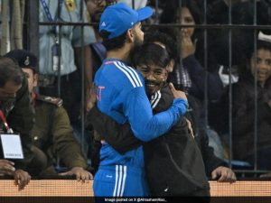 Read more about the article Man Hugs Virat Kohli During Match, Detained For Security Breach