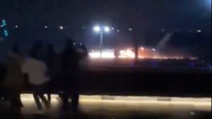 Read more about the article Video: Flight catches fire on Tokyo airport runway, all 379 passengers evacuated