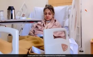 Read more about the article Naagin 6 Actor Urvashi Dholakia Undergoes Neck Surgery