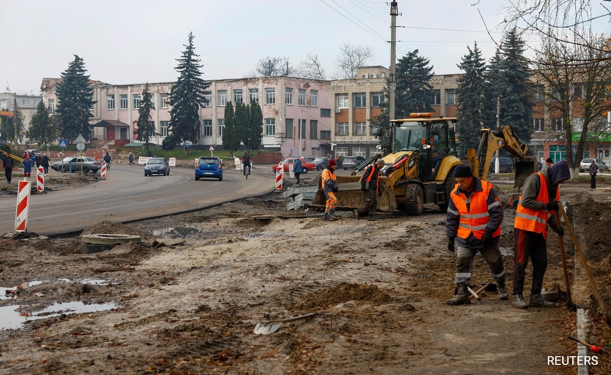 You are currently viewing Ukraine Starts Rebuilding Towns And Cities As War With Russia Rages On