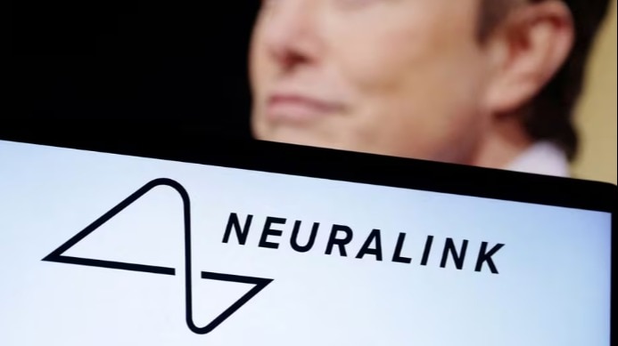 Read more about the article In a first, Elon Musk’s Neuralink implants brain chip in human