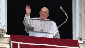 Read more about the article Vatican City: Pope Francis calls for global ban on ‘deplorable’ surrogacy parenting likely to antagonise pro-LGBT+ groups