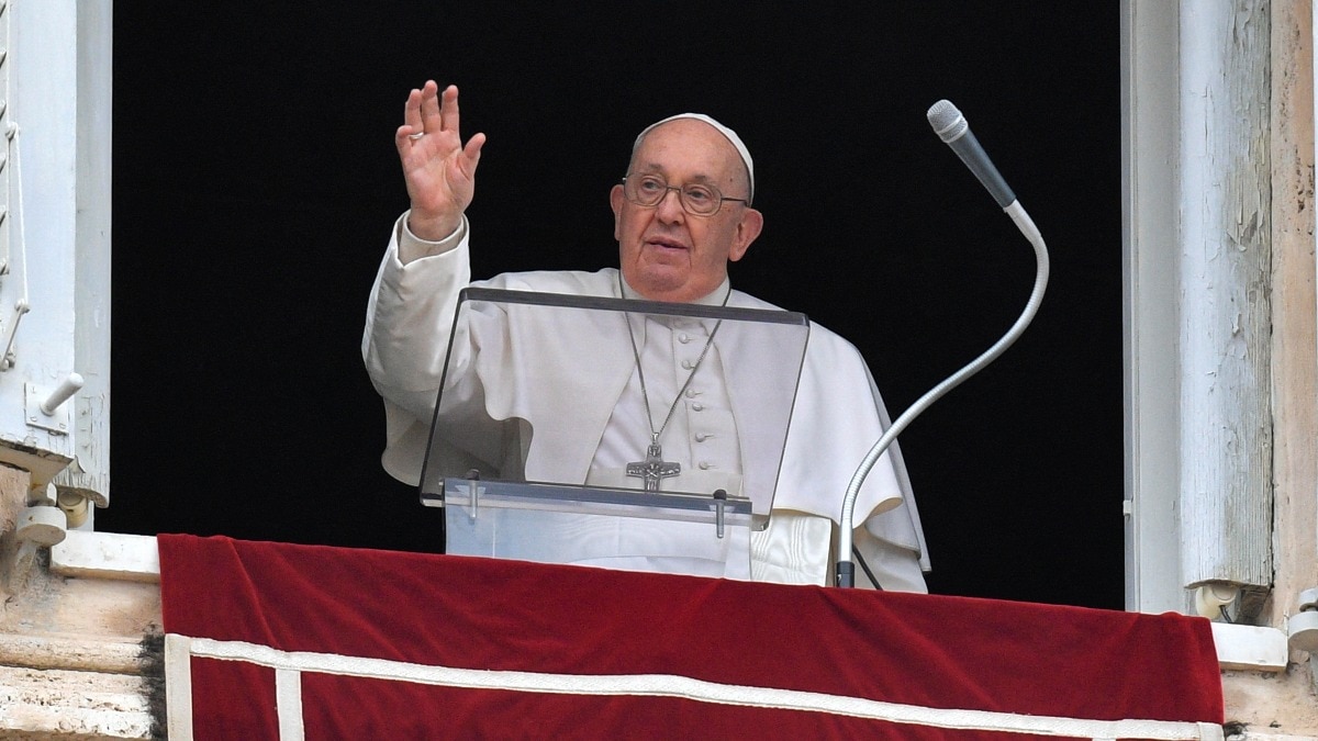 You are currently viewing Vatican City: Pope Francis calls for global ban on ‘deplorable’ surrogacy parenting likely to antagonise pro-LGBT+ groups