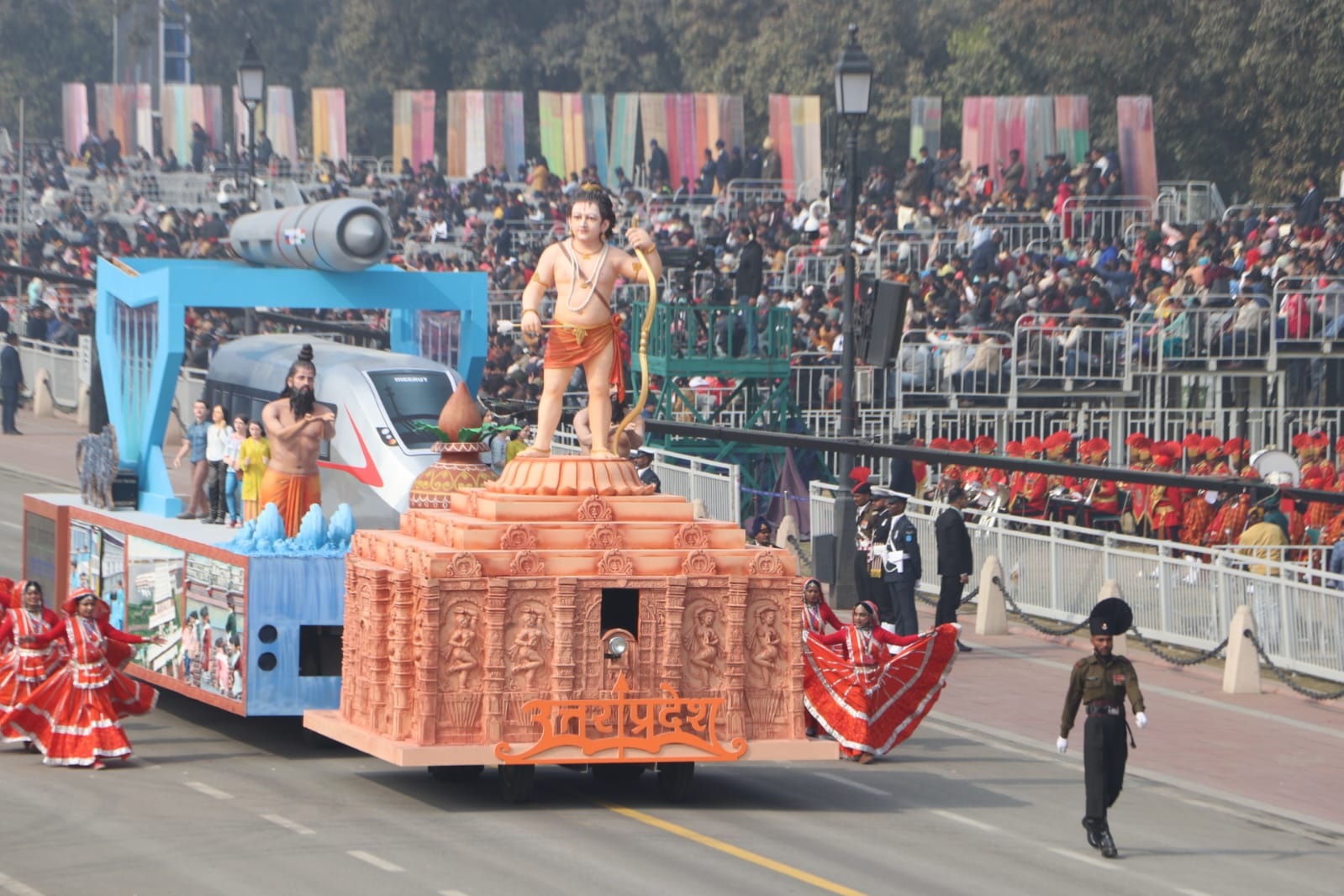 You are currently viewing Ram Lalla Statue To Front Tableau From UP At Republic Day Parade