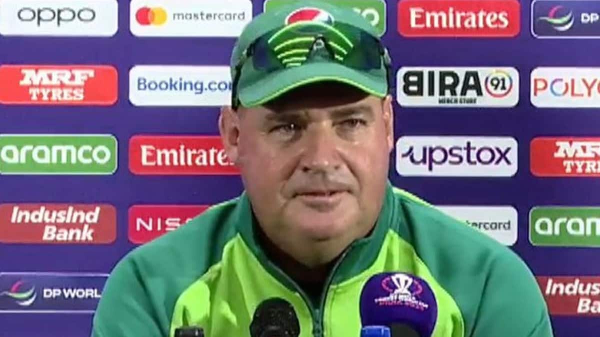 Read more about the article Did Ex-Pak Coach Take A 'Lifeless Pitches' Dig At PCB? Internet Thinks So
