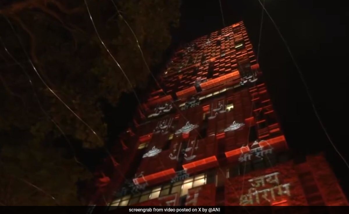 You are currently viewing Watch: Mukesh Ambani's Antilia Lights Up Ahead Of Ayodhya Temple Event