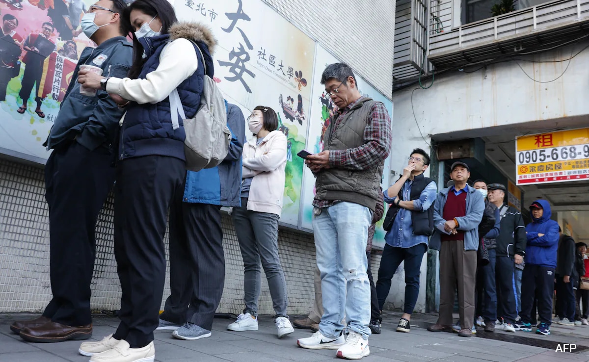 You are currently viewing Amid Threats From China, Taiwan Votes In Key Election