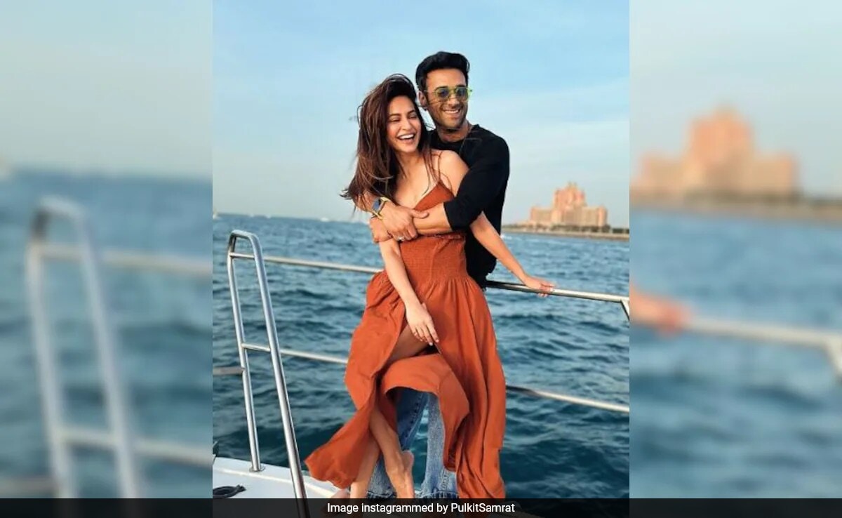 Read more about the article Valentine's Day 2024: Inside Pulkit Samrat And Kriti Kharbanda's Instagram Exchange