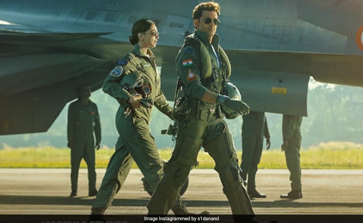 You are currently viewing Fighter Box Office Collection Day 16: Hrithik Roshan And Deepika Padukone's Film Is Still Inching Towards Rs 200 Crore