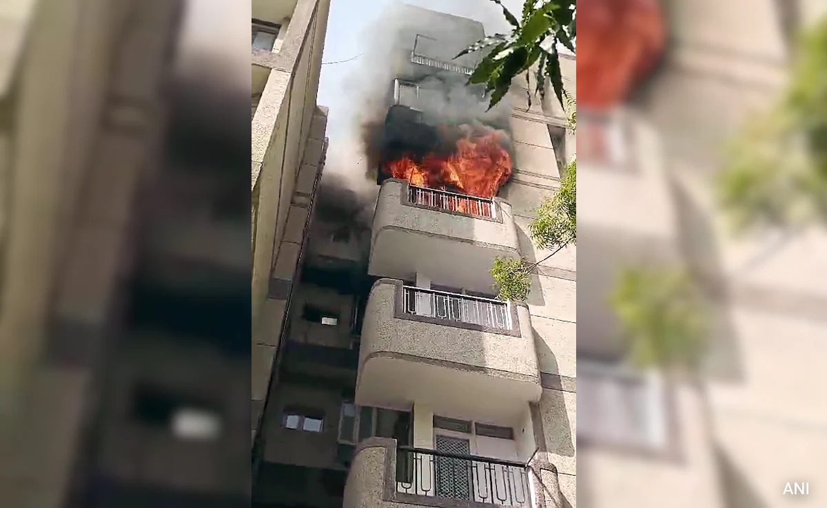 You are currently viewing Woman, 30, Still In ICU After Jumping From Building To Escape Fire In Delhi