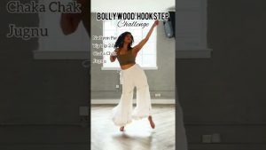 Read more about the article Bollywood Hookstep Challenge | Aanchal Gupta | Bollyred Dance Company London
