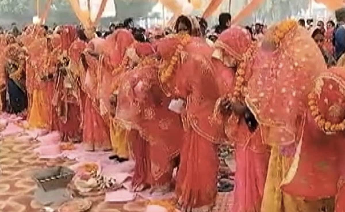 You are currently viewing Women Garland Themselves, Men Hide Faces: Mass Wedding Fraud Unearthed