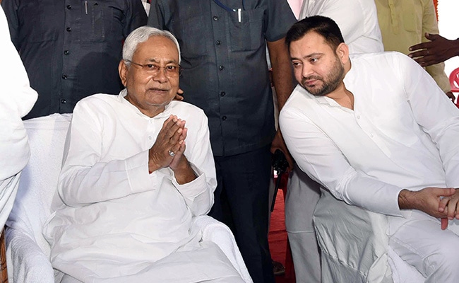You are currently viewing "Stuck In 2005": Tejashwi Yadav On Nitish Kumar's Frequent U-Turns