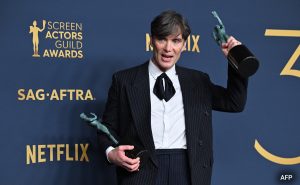 Read more about the article SAG Awards 2024: Oppenheimer, The Bear Win Big – All Winners