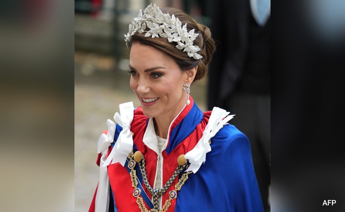 You are currently viewing Kate Middleton’s 2-Month Absence After Surgery Fuels Rumours Online