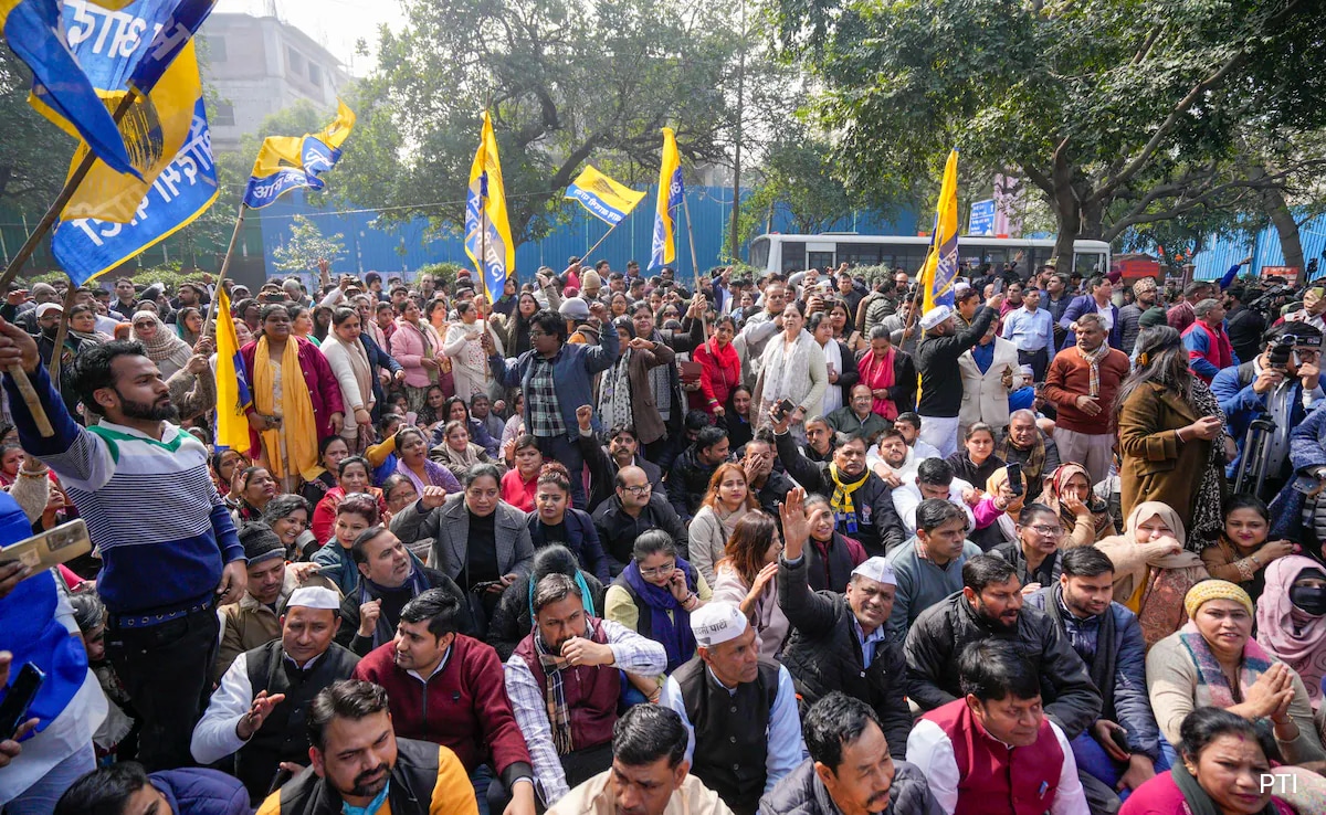 You are currently viewing AAP Supporters Protesting In Chandigarh Over Mayoral Polls Results Detained