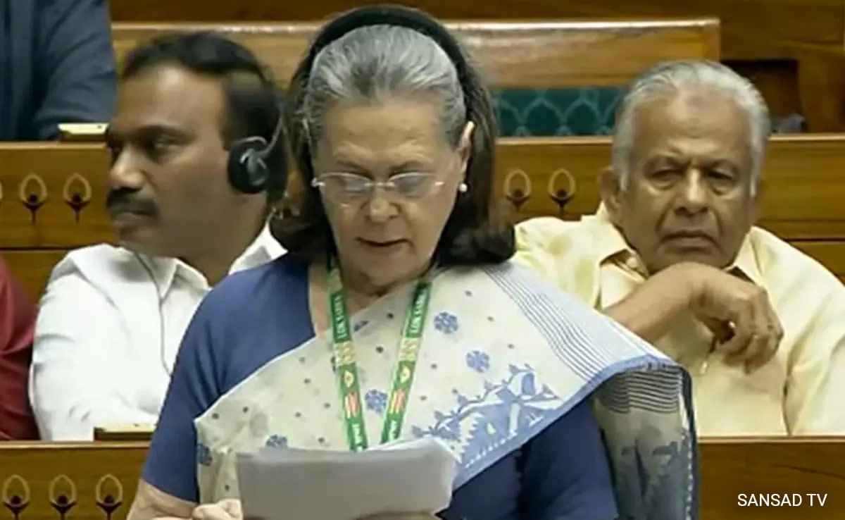 You are currently viewing Sonia Gandhi Shifts To Rajya Sabha. End Of Era, Big Change For Congress
