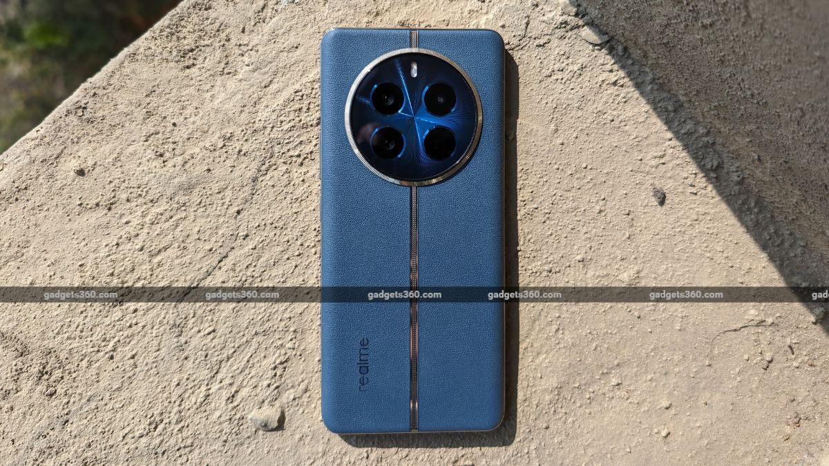You are currently viewing Realme 12 Pro Review: Great Design, Good Hardware