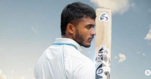 Read more about the article गेंदबाजों ने कराई भारत की वापसी, बढ़त 140 के पार, कप्तान फिर फ्लॉप