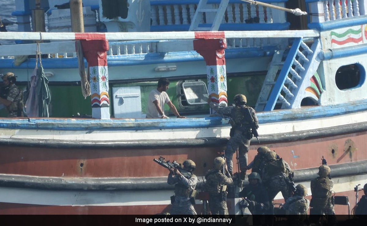 You are currently viewing Navy Foils Piracy Attempt On Iranian-Flagged Vessel, Rescues Hostages