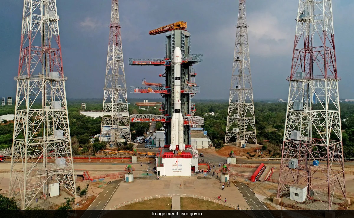 Read more about the article ISRO Set To Launch INSAT-3DS Satellite At 5:35 pm. See Mission Objectives