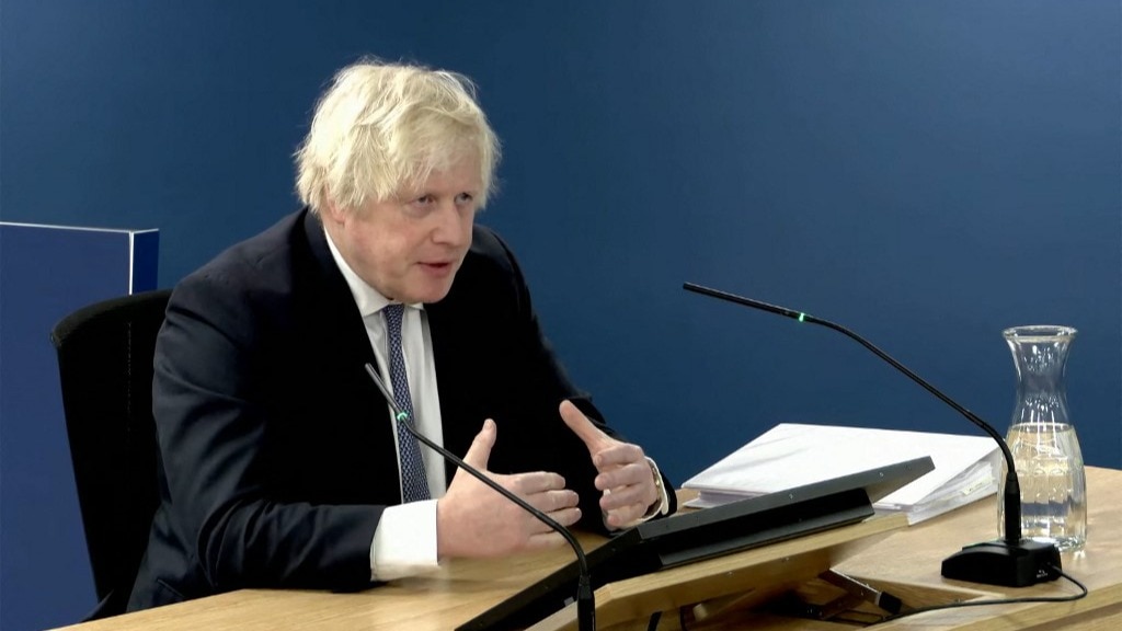 Read more about the article Former UK Prime Minister Boris Johnson slams Tucker Carlson’s interview with Russia’s Vladimir Putin, calls it ‘ludicrous’