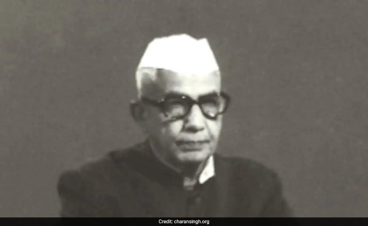 You are currently viewing Chaudhary Charan Singh, Champion Of Farmers, To Get Bharat Ratna