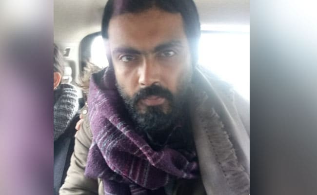 You are currently viewing Activist Sharjeel Imam's Bail Plea Rejected By Delhi Court