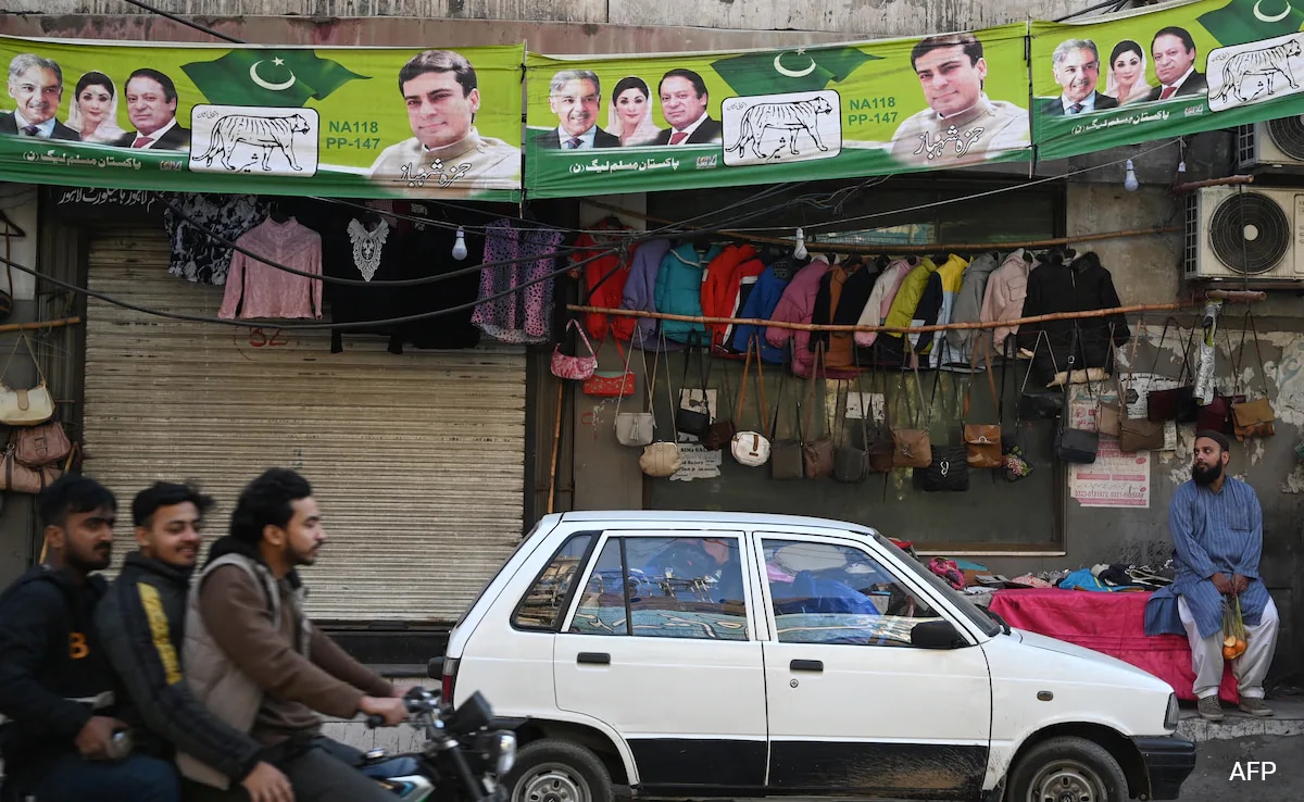 Read more about the article Pakistan Votes Today Amid Polarisation, Rising Attacks, Economic Crisis